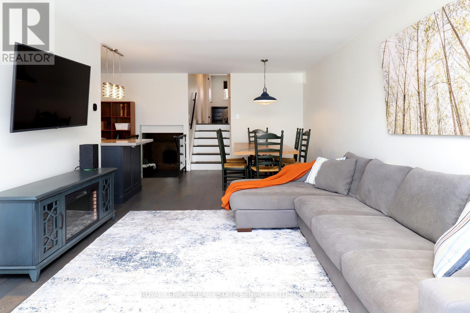 2001 Silverberry Crescent, Mississauga, Ontario  L5J 1C8 - Photo 10 - W12847872