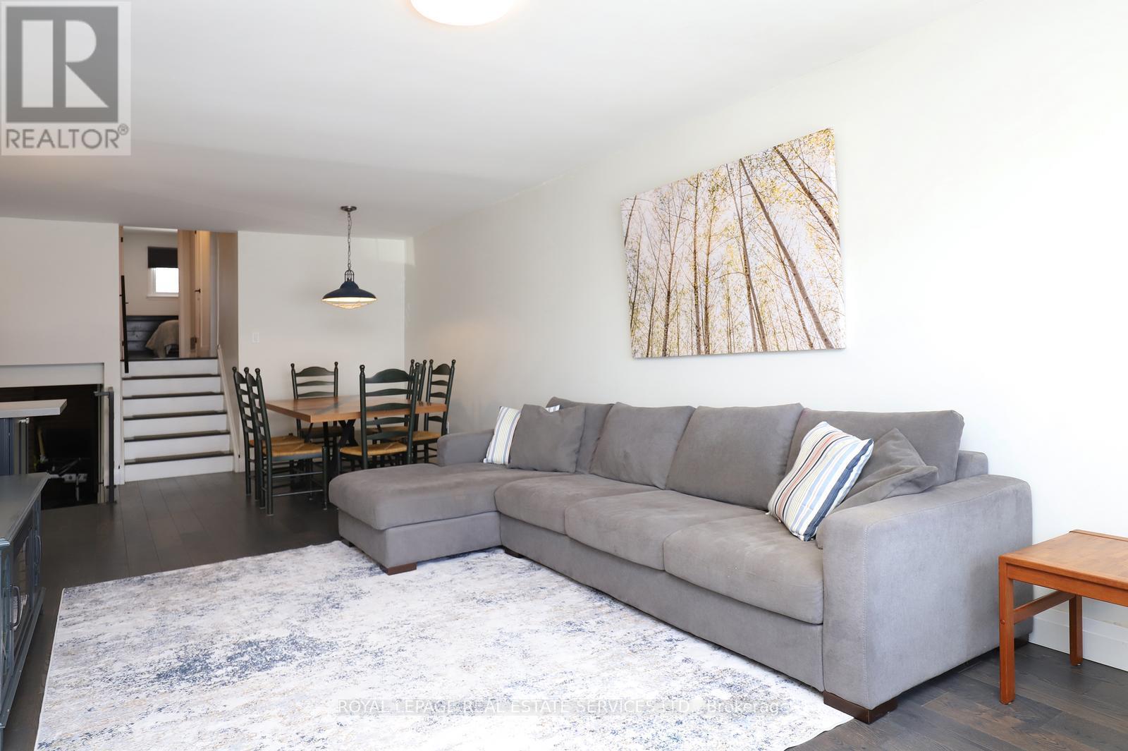 2001 Silverberry Crescent, Mississauga, Ontario  L5J 1C8 - Photo 9 - W12847872