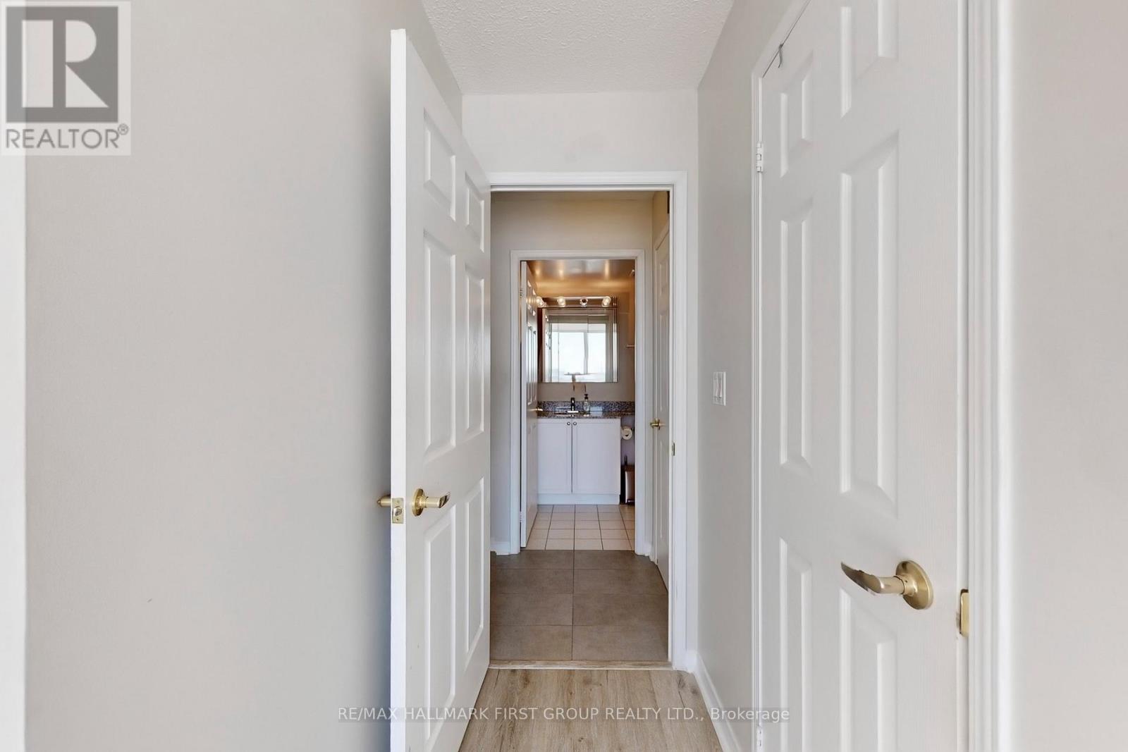 1007 - 4900 Glen Erin Drive, Mississauga, Ontario  L5M 7S2 - Photo 26 - W12847886