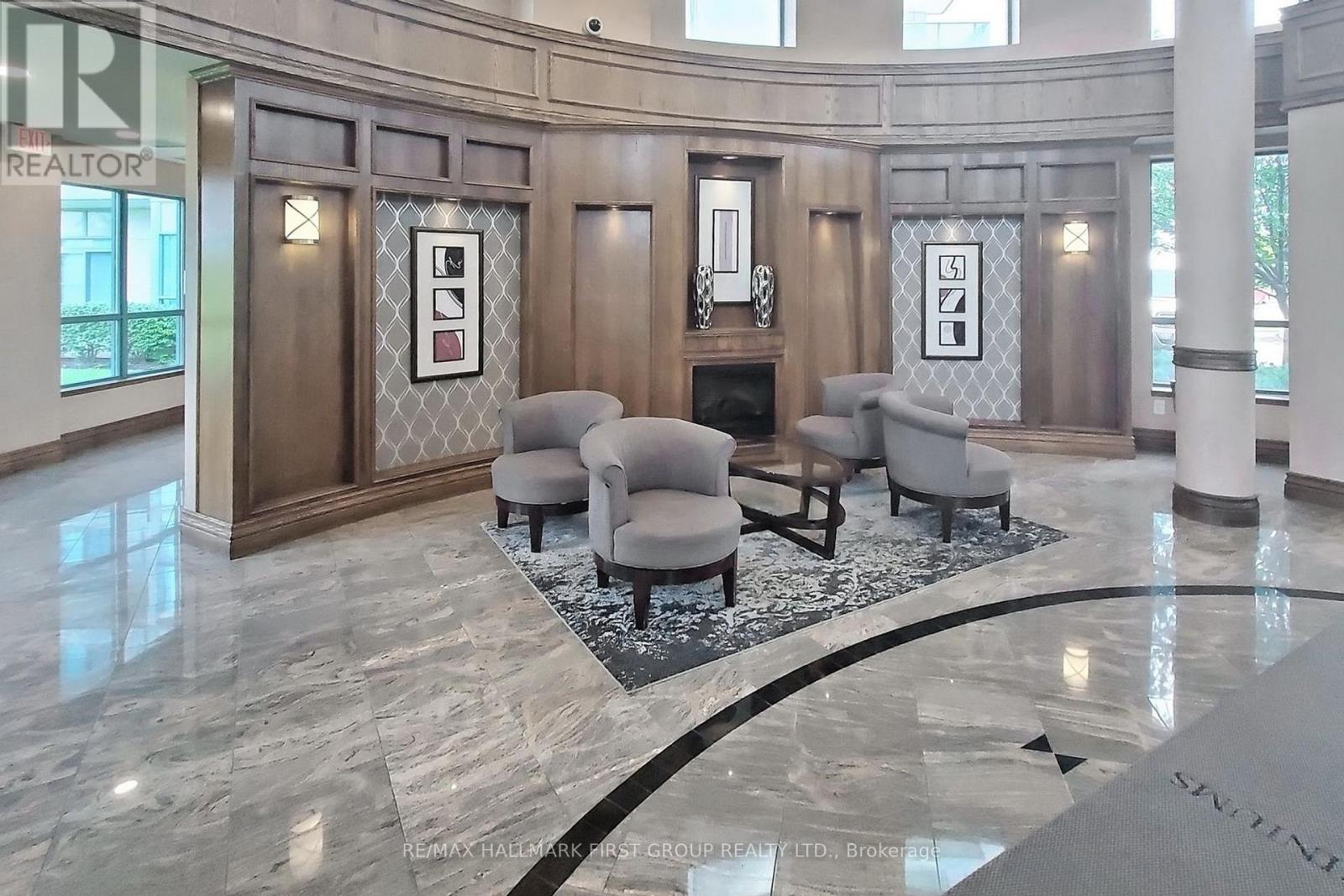 1007 - 4900 Glen Erin Drive, Mississauga, Ontario  L5M 7S2 - Photo 4 - W12847886