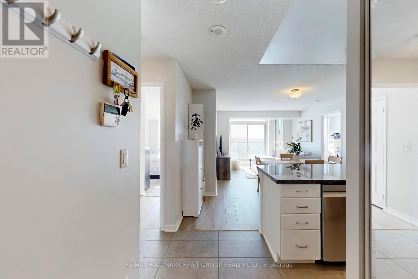 1007 - 4900 Glen Erin Drive, Mississauga, Ontario  L5M 7S2 - Photo 8 - W12847886