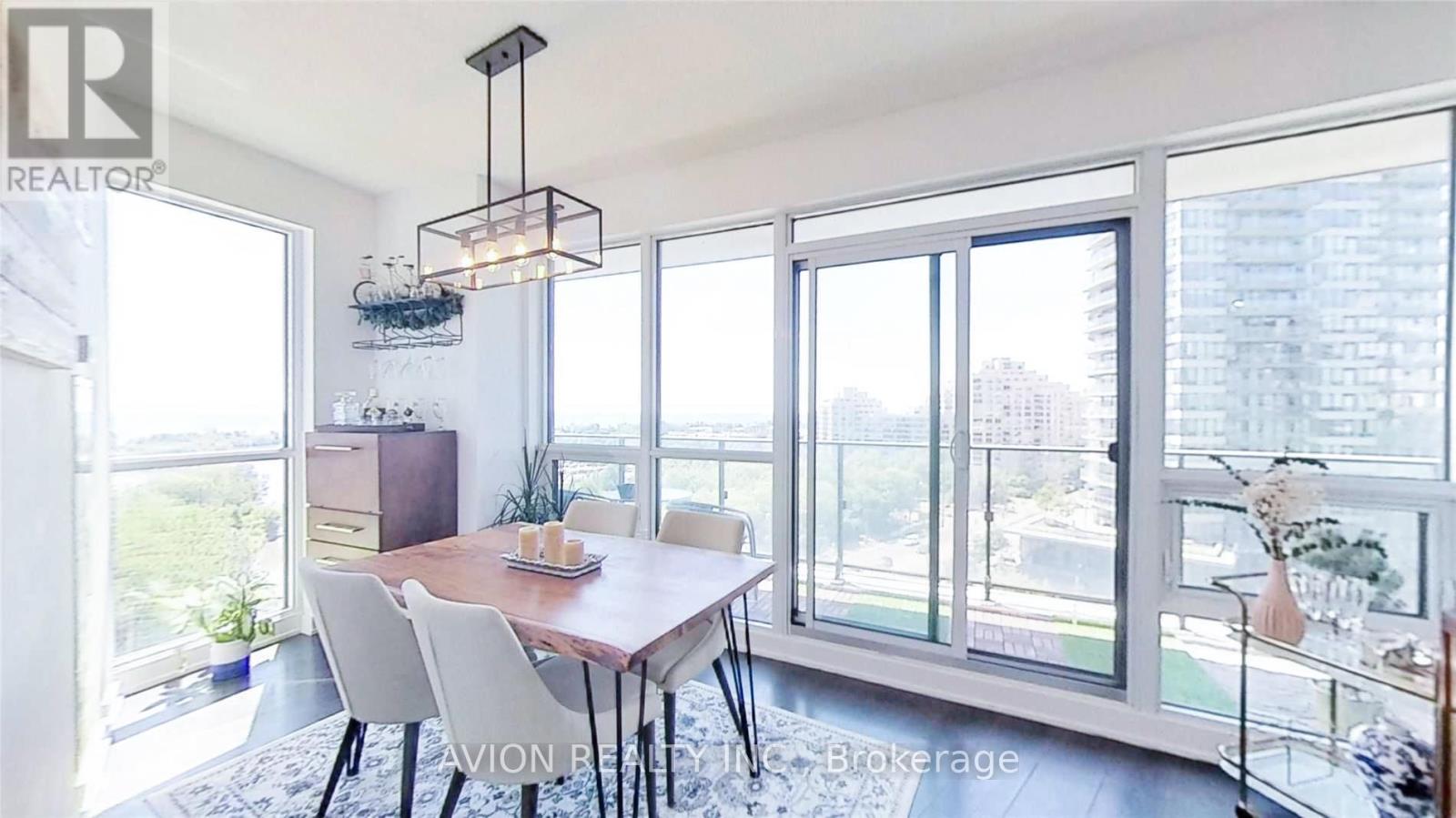 1103 - 2212 Lake Shore Boulevard W, Toronto, Ontario  M8V 0C2 - Photo 3 - W12847912