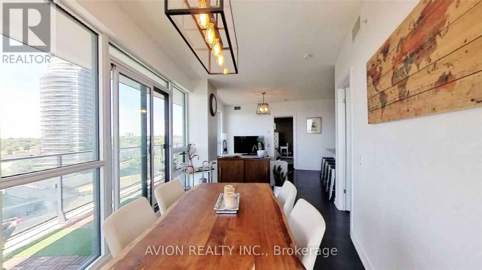 1103 - 2212 Lake Shore Boulevard W, Toronto, Ontario  M8V 0C2 - Photo 4 - W12847912