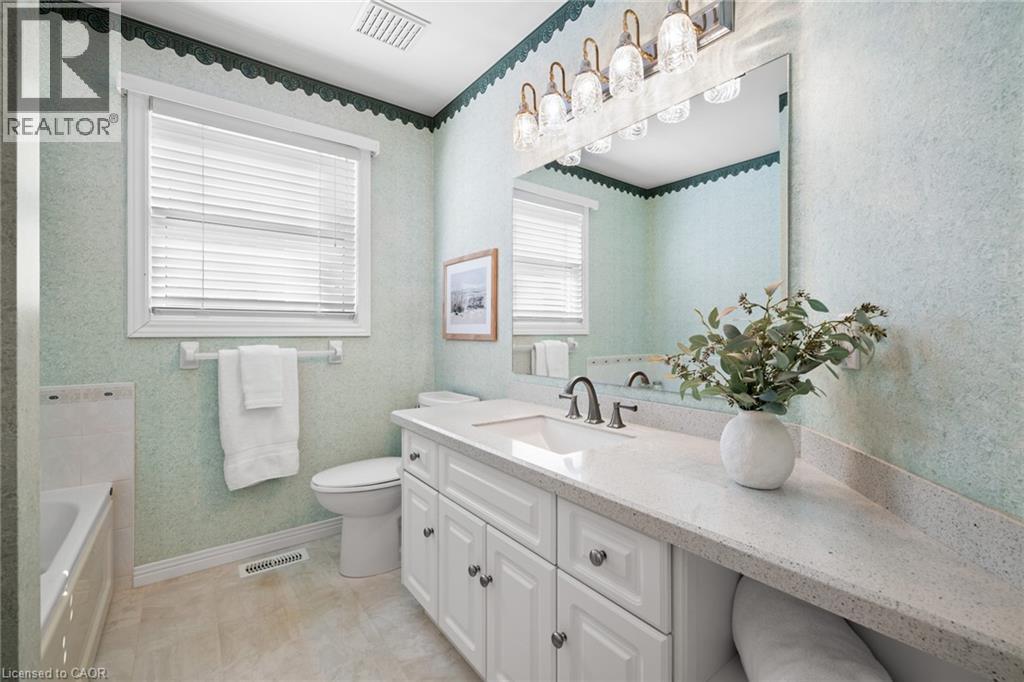 7 Lakefield Court, Baden, Ontario  N3A 3P4 - Photo 19 - 40797300