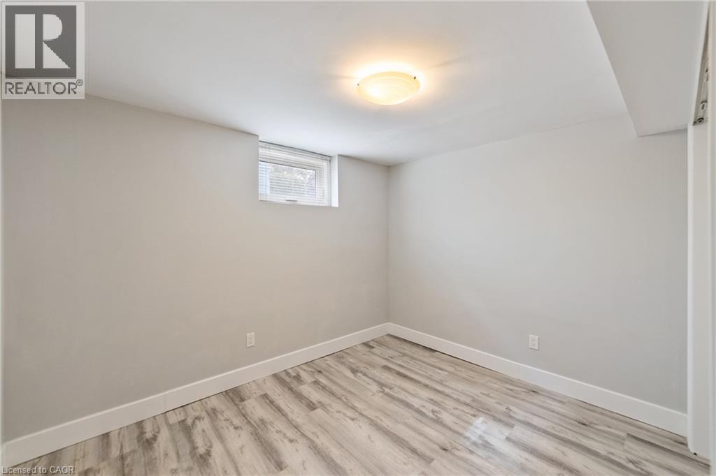 407 Queen Mary Drive, Oakville, Ontario  L6K 3M2 - Photo 28 - 40809006