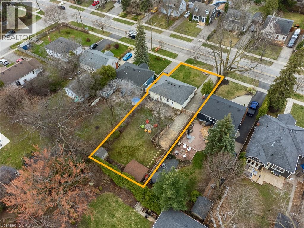 407 Queen Mary Drive, Oakville, Ontario  L6K 3M2 - Photo 4 - 40809006