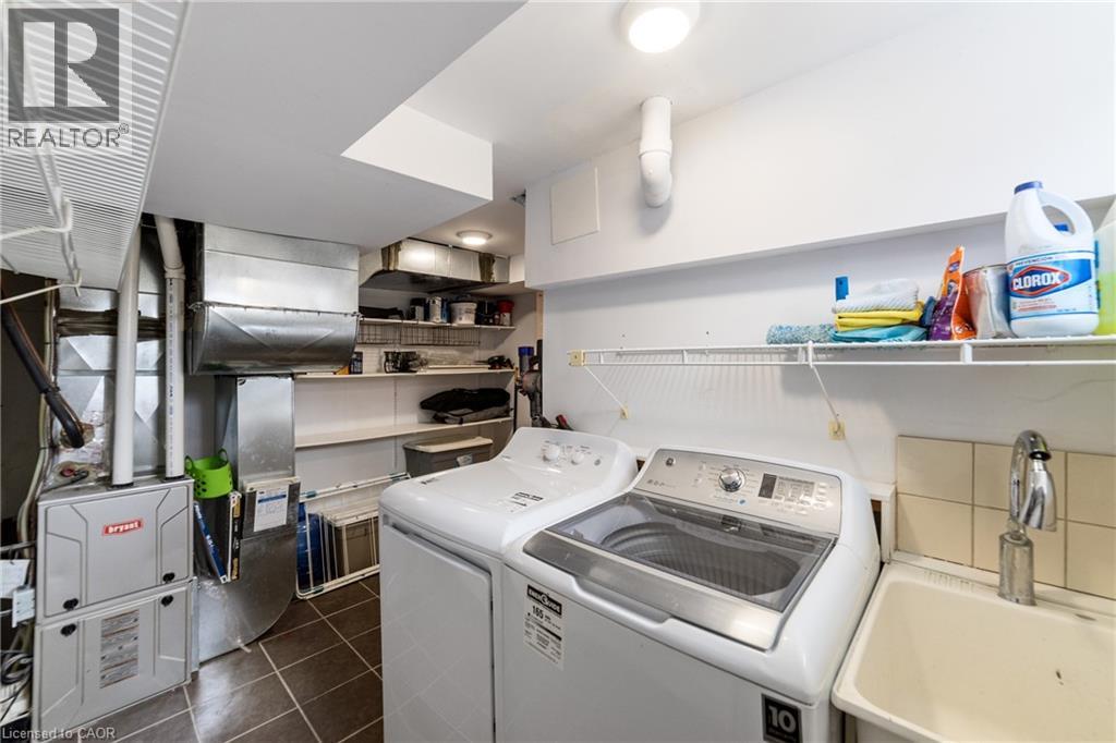 407 Queen Mary Drive, Oakville, Ontario  L6K 3M2 - Photo 32 - 40809006