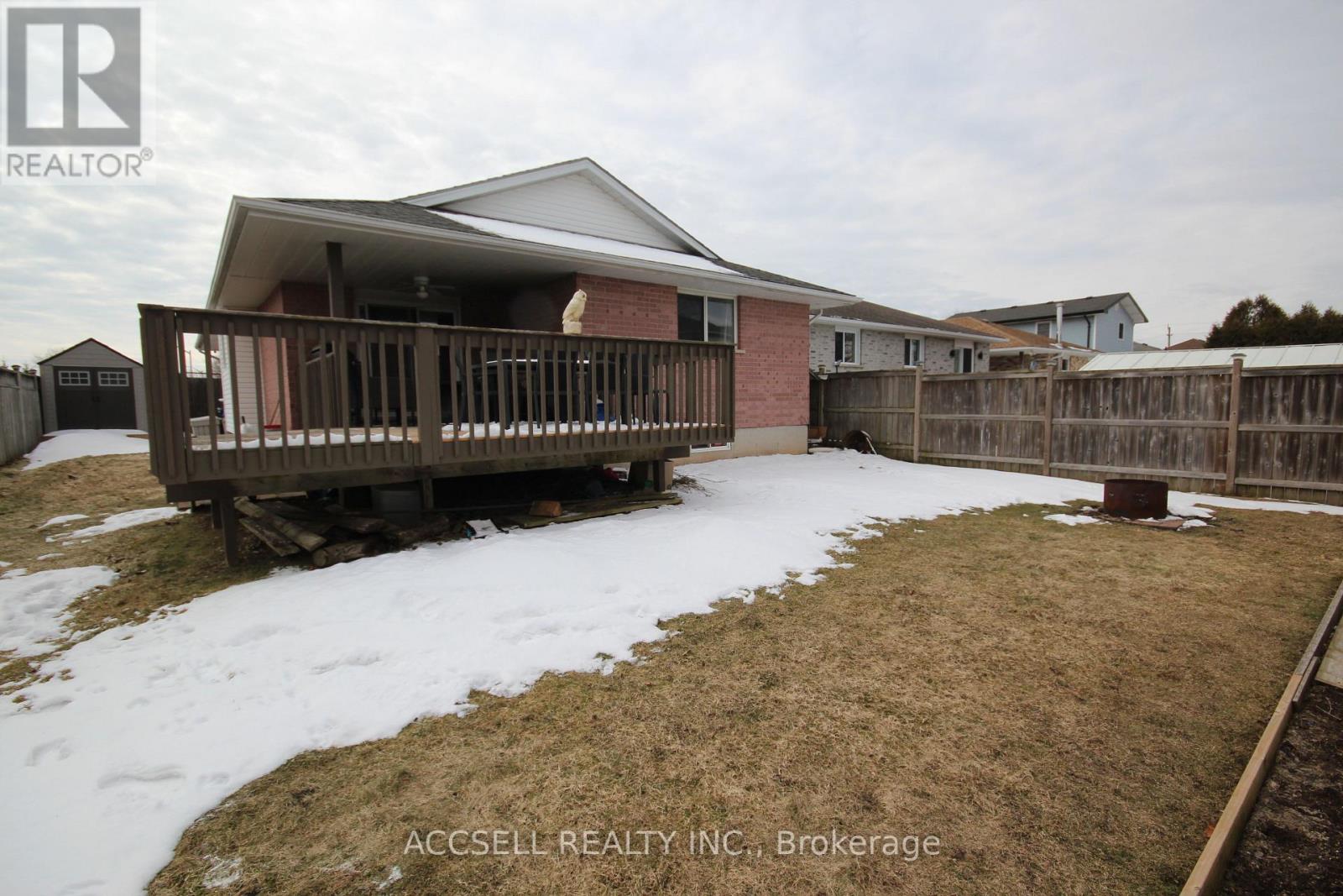 635 Highview Drive, St. Thomas, Ontario  N5R 5E7 - Photo 18 - X12847770