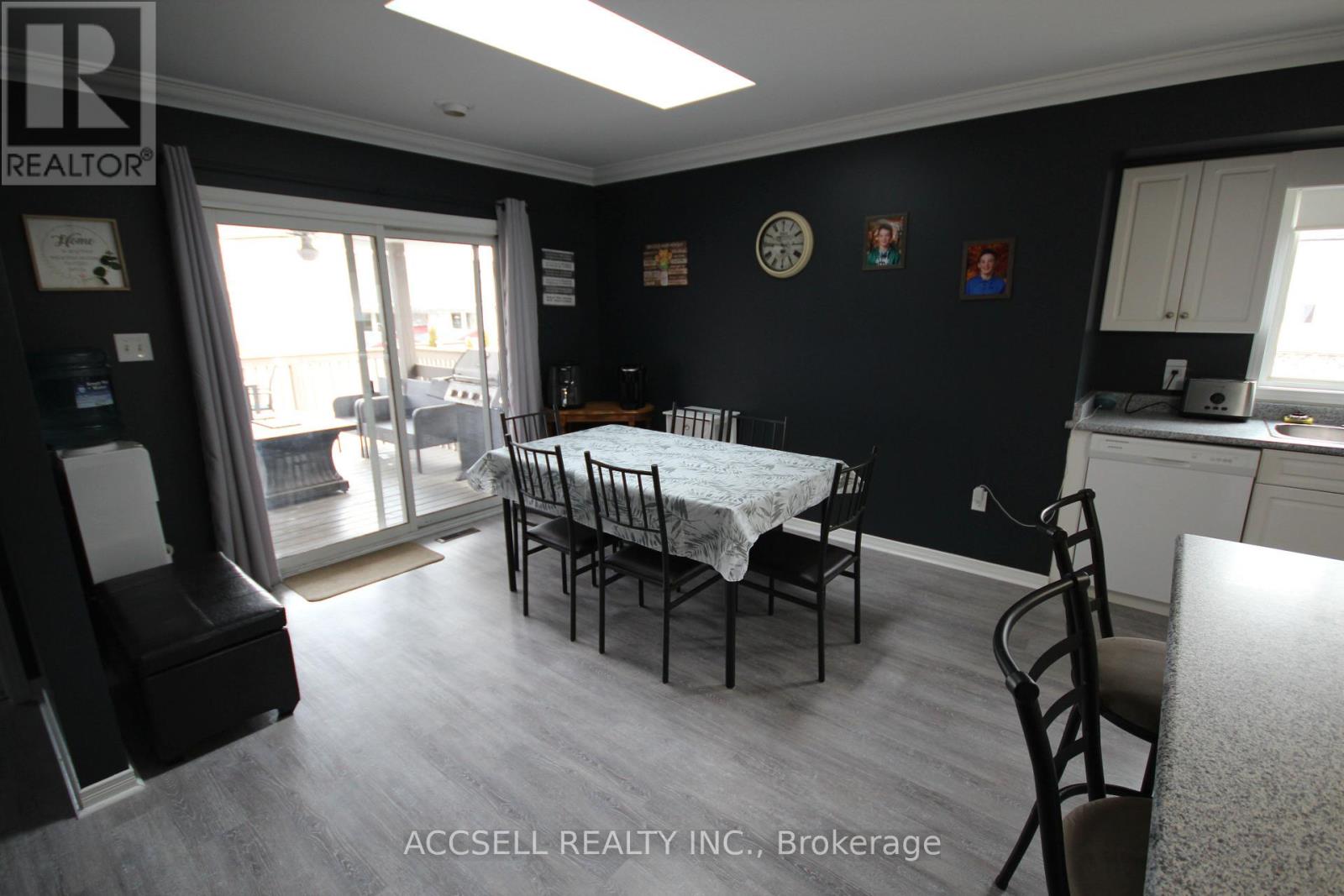 635 Highview Drive, St. Thomas, Ontario  N5R 5E7 - Photo 8 - X12847770