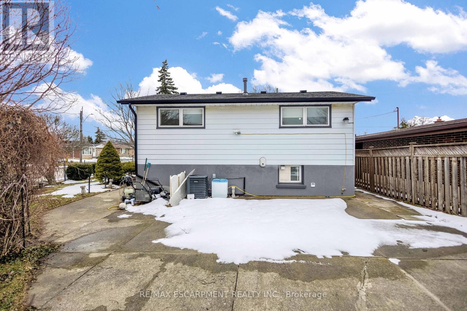 85 Ranchdale Drive, Hamilton, Ontario  L8V 2L9 - Photo 40 - X12847806