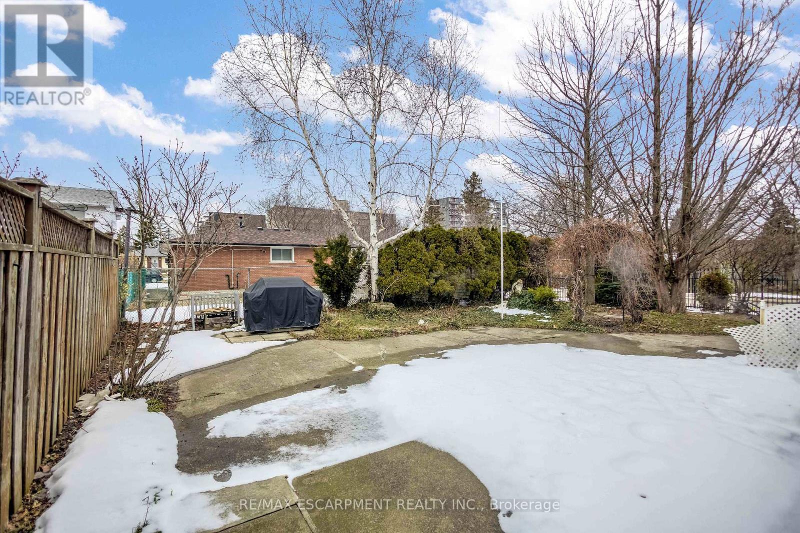 85 Ranchdale Drive, Hamilton, Ontario  L8V 2L9 - Photo 41 - X12847806