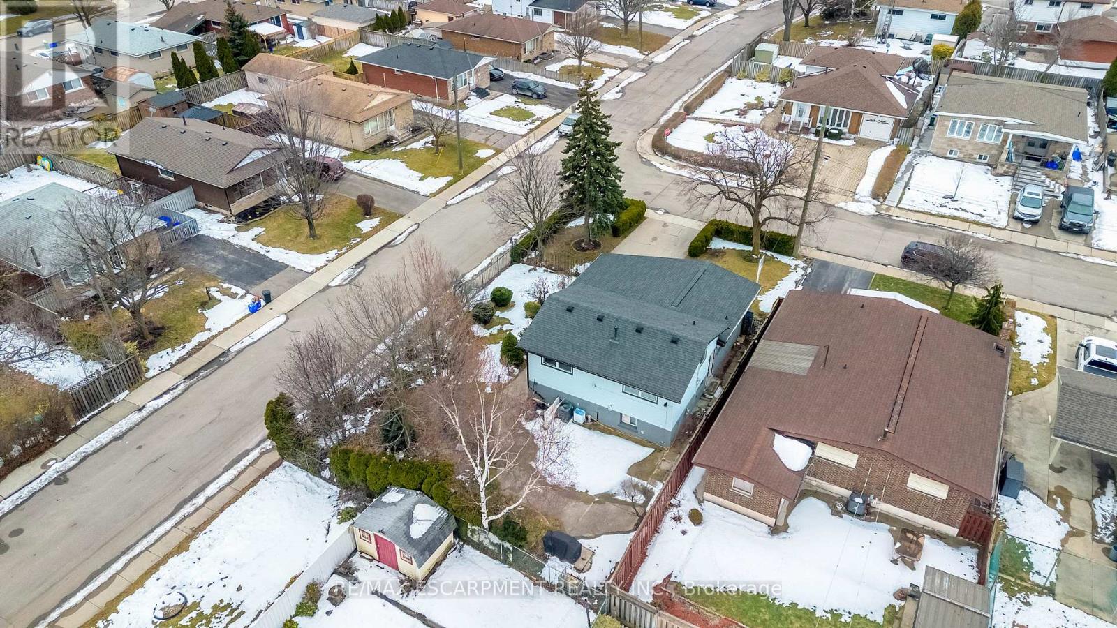 85 Ranchdale Drive, Hamilton, Ontario  L8V 2L9 - Photo 45 - X12847806