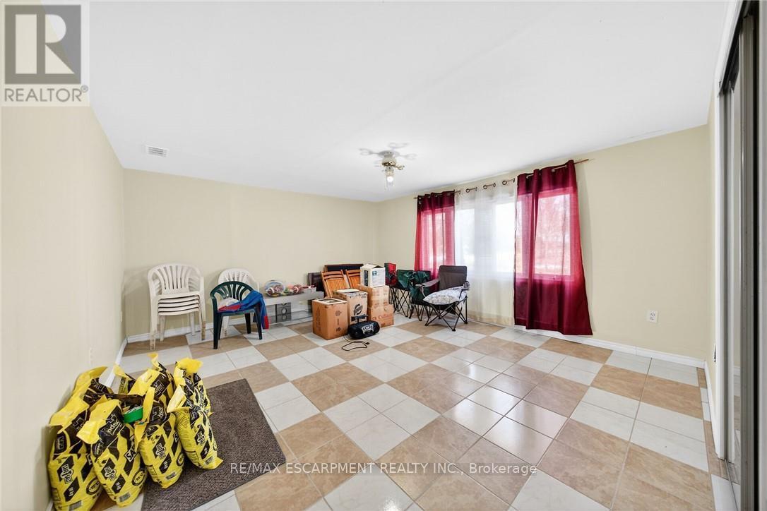 884 Concession 1 Road S, Haldimand, Ontario  N0A 1E0 - Photo 15 - X12847824