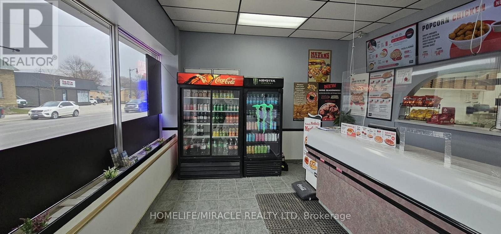 Minto - 94 Elora Street S, Minto, Ontario  N0G 1Z0 - Photo 11 - X12847826