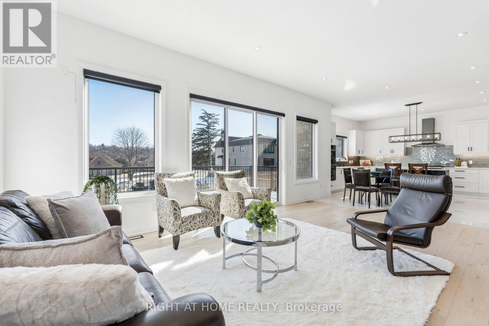 66 Kenmir Avenue, Niagara-On-The-Lake, Ontario  L0S 1J0 - Photo 11 - X12847846