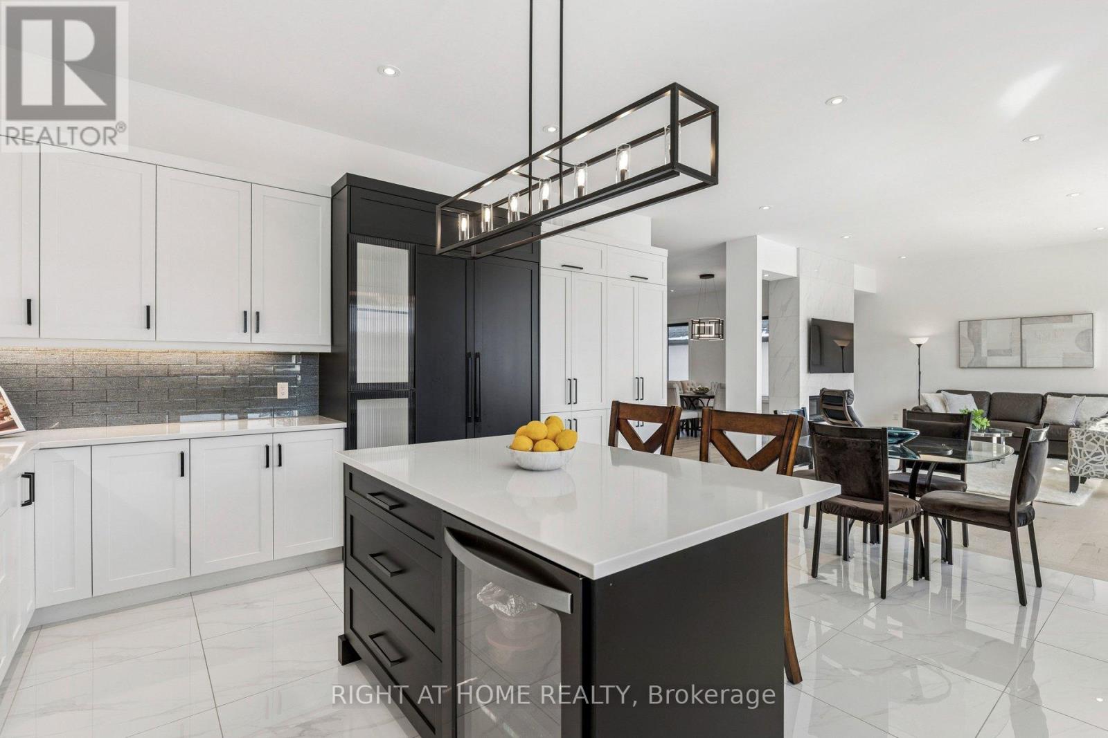 66 Kenmir Avenue, Niagara-On-The-Lake, Ontario  L0S 1J0 - Photo 20 - X12847846