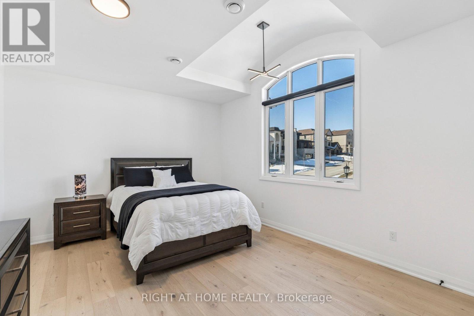 66 Kenmir Avenue, Niagara-On-The-Lake, Ontario  L0S 1J0 - Photo 42 - X12847846