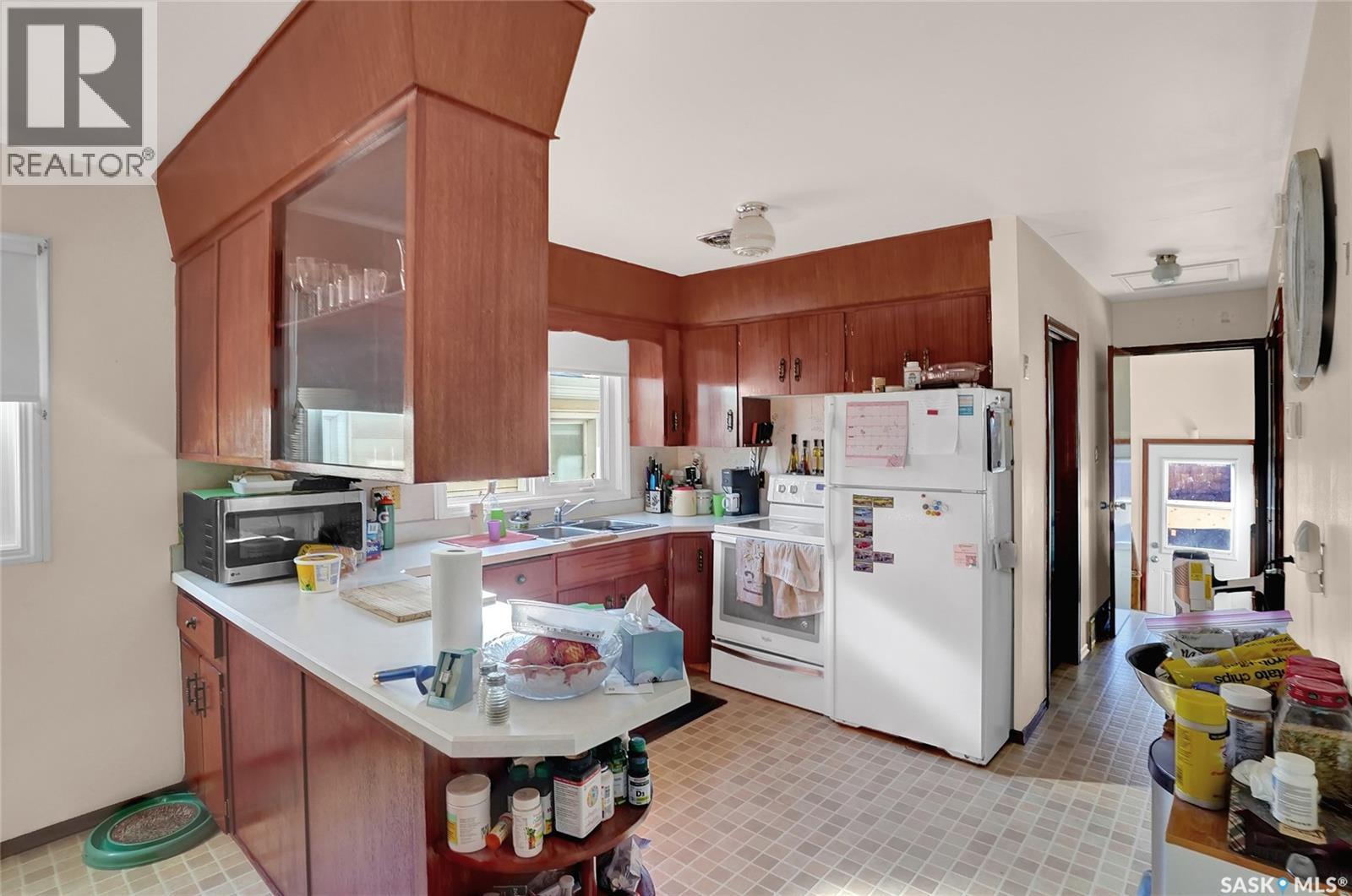 2160 Mcdonald Street, Regina, Saskatchewan  S4N 2Y7 - Photo 3 - SK029752