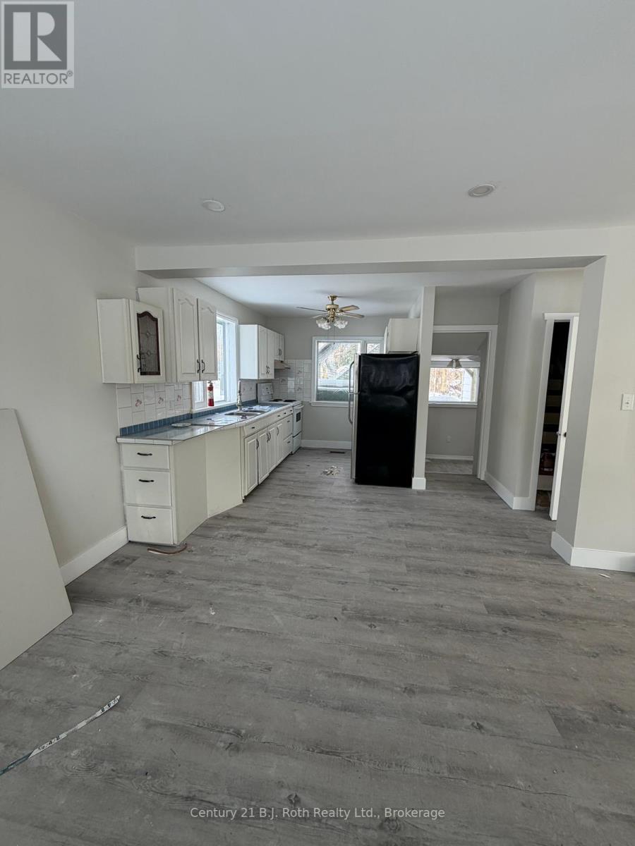 309 Manly Street, Midland, Ontario  L4R 3C7 - Photo 8 - S12509724