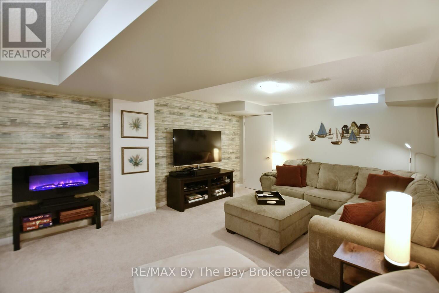 37 Berkshire Avenue, Wasaga Beach, Ontario  L9Z 0G3 - Photo 27 - S12842220