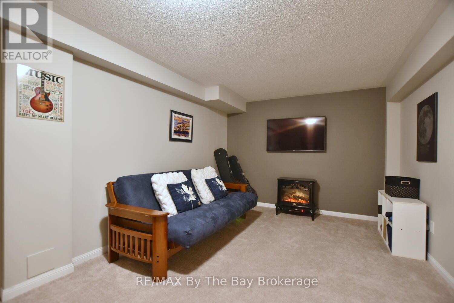 37 Berkshire Avenue, Wasaga Beach, Ontario  L9Z 0G3 - Photo 29 - S12842220