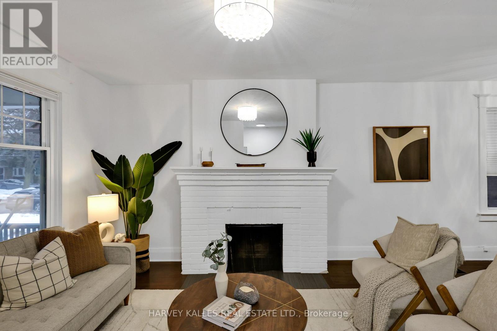 318 Forman Avenue, Toronto, Ontario  M4S 2S7 - Photo 6 - C12845936