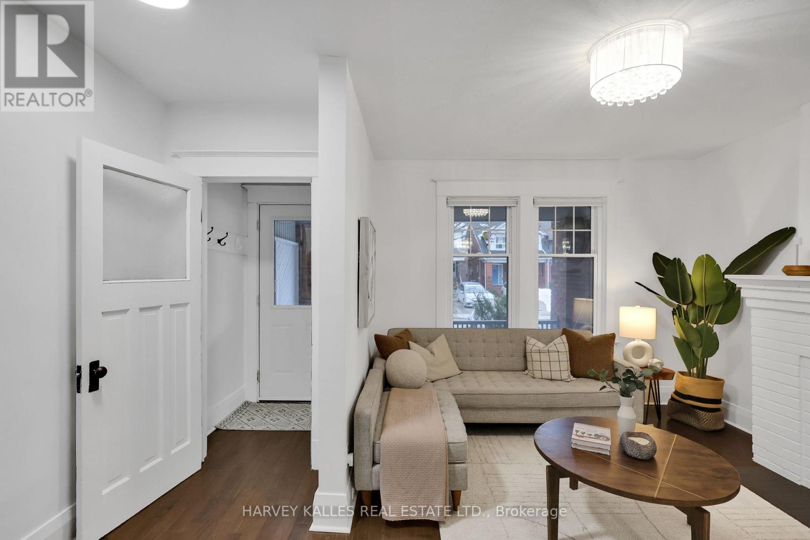 318 Forman Avenue, Toronto, Ontario  M4S 2S7 - Photo 4 - C12845936