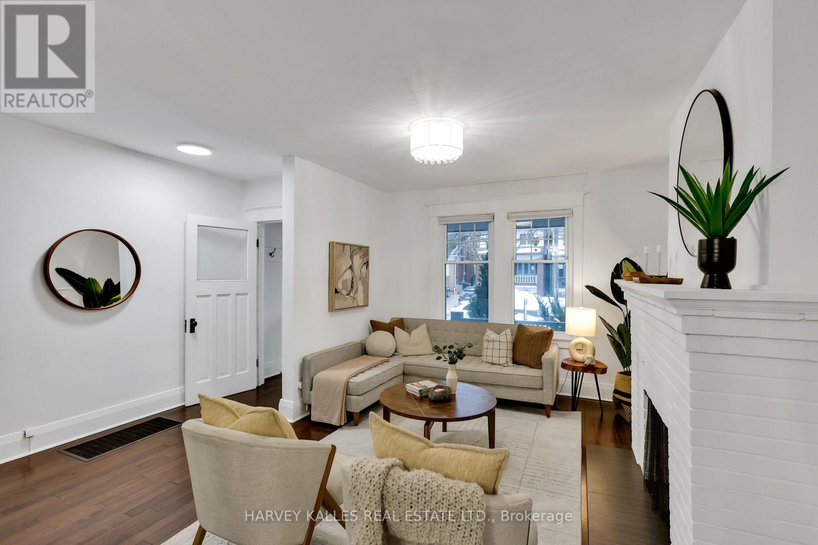 318 Forman Avenue, Toronto, Ontario  M4S 2S7 - Photo 8 - C12845936