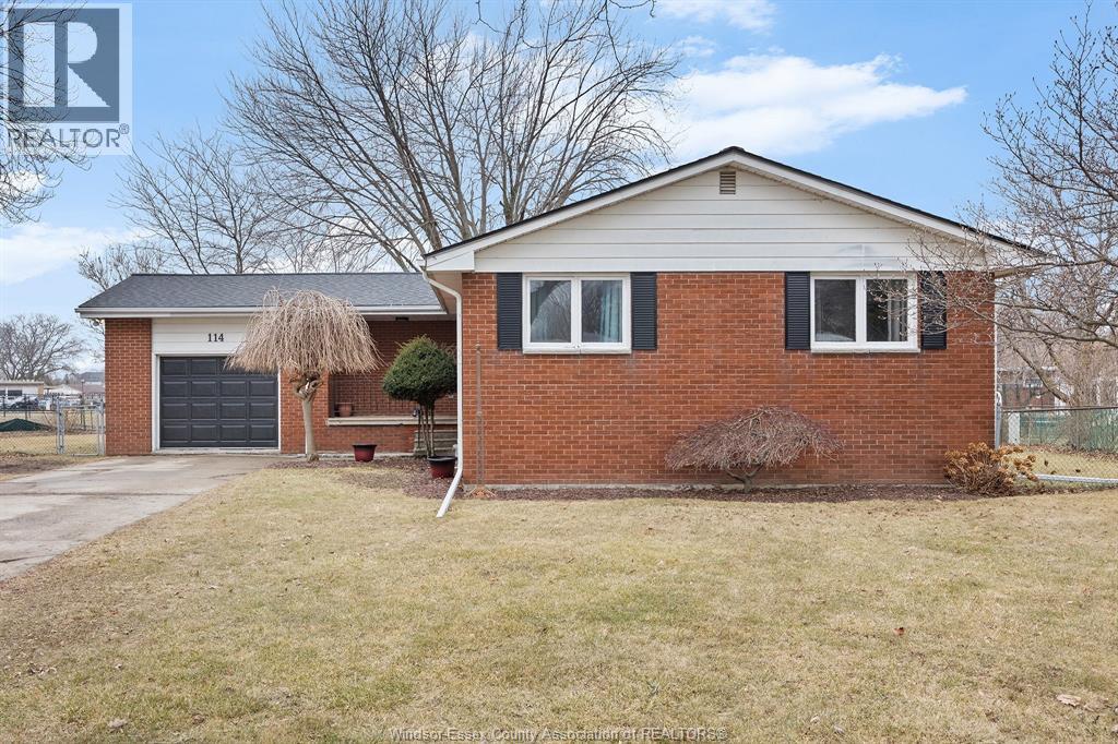 MLS# 26004634: 114 MAIN STREET, Amherstburg, Canada