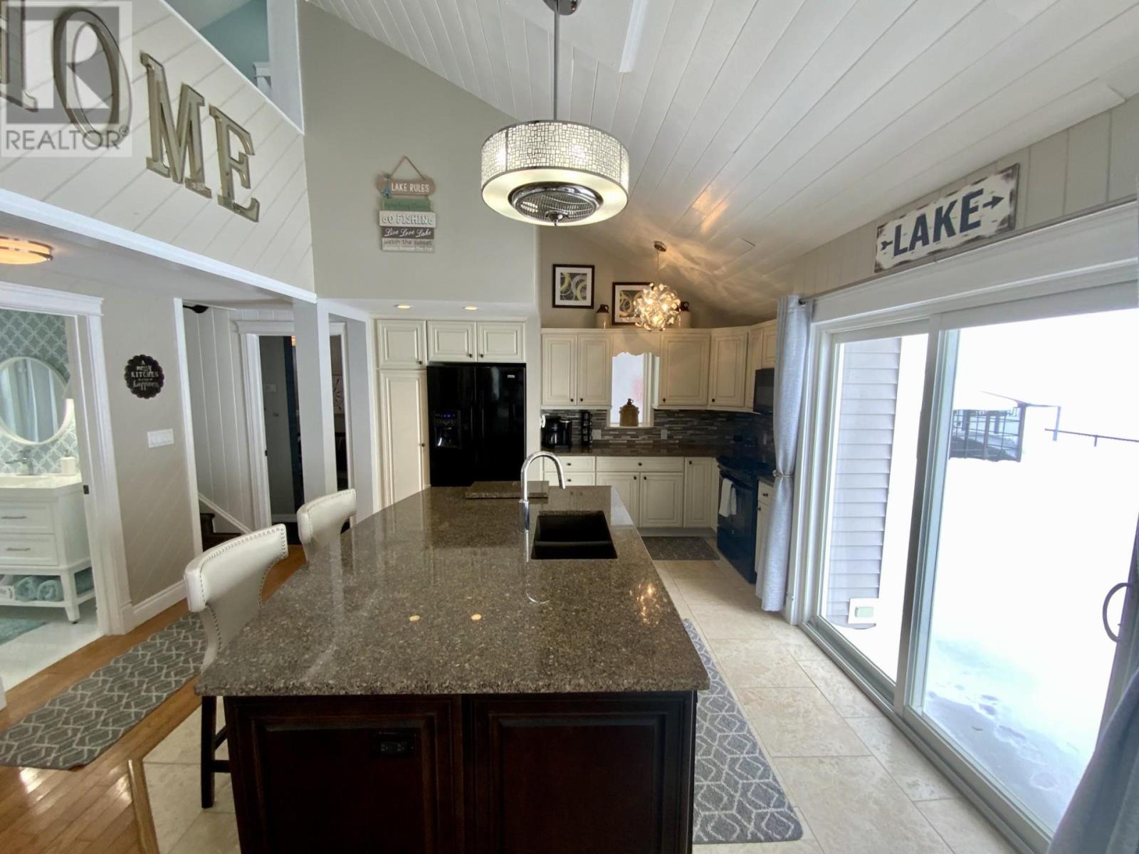 1841 Goulais Mission Rd, Goulais River, Ontario  P0S 1E0 - Photo 16 - SM260402