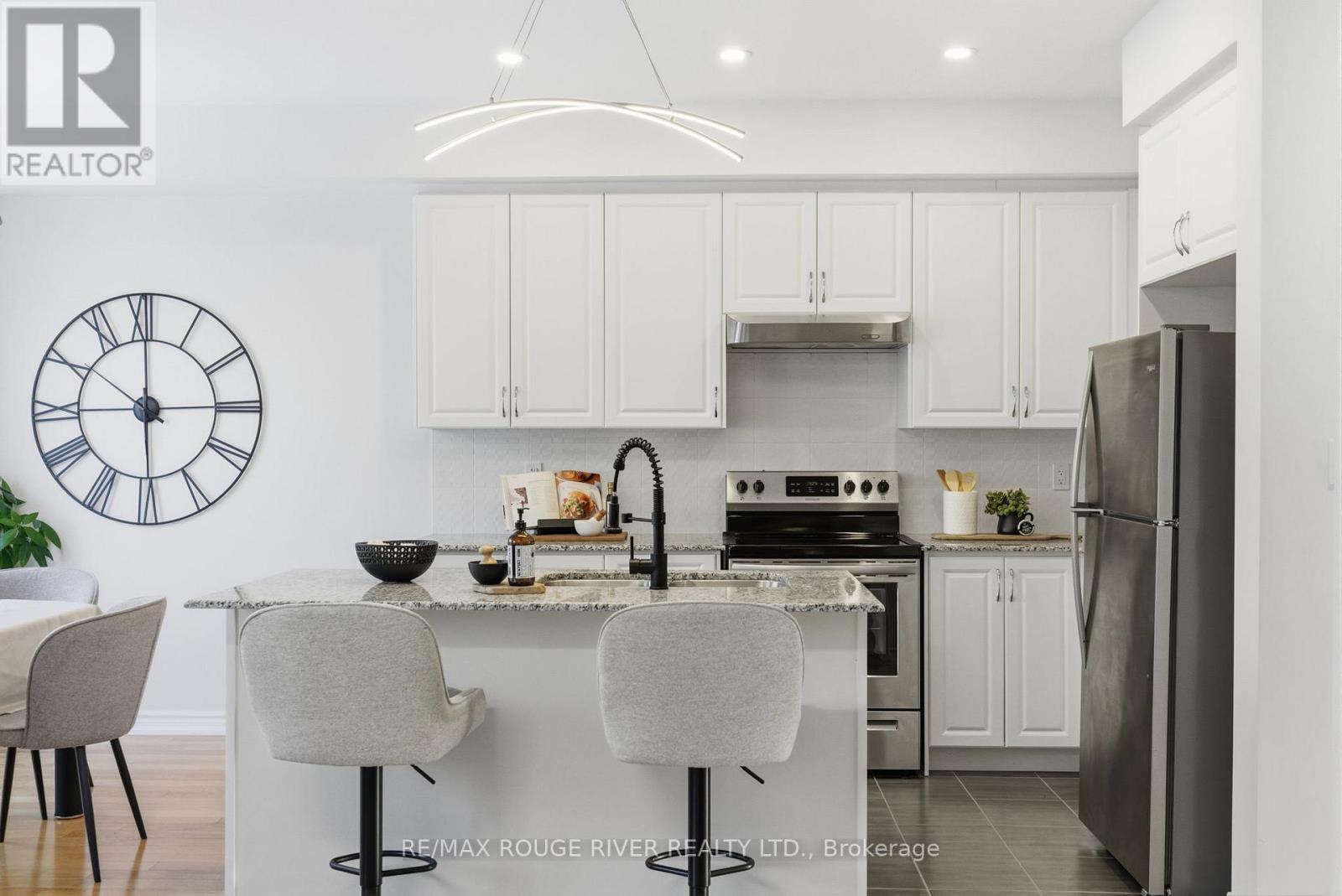 27 Swordfish Drive, Whitby, Ontario  L1P 0K7 - Photo 14 - E12848140