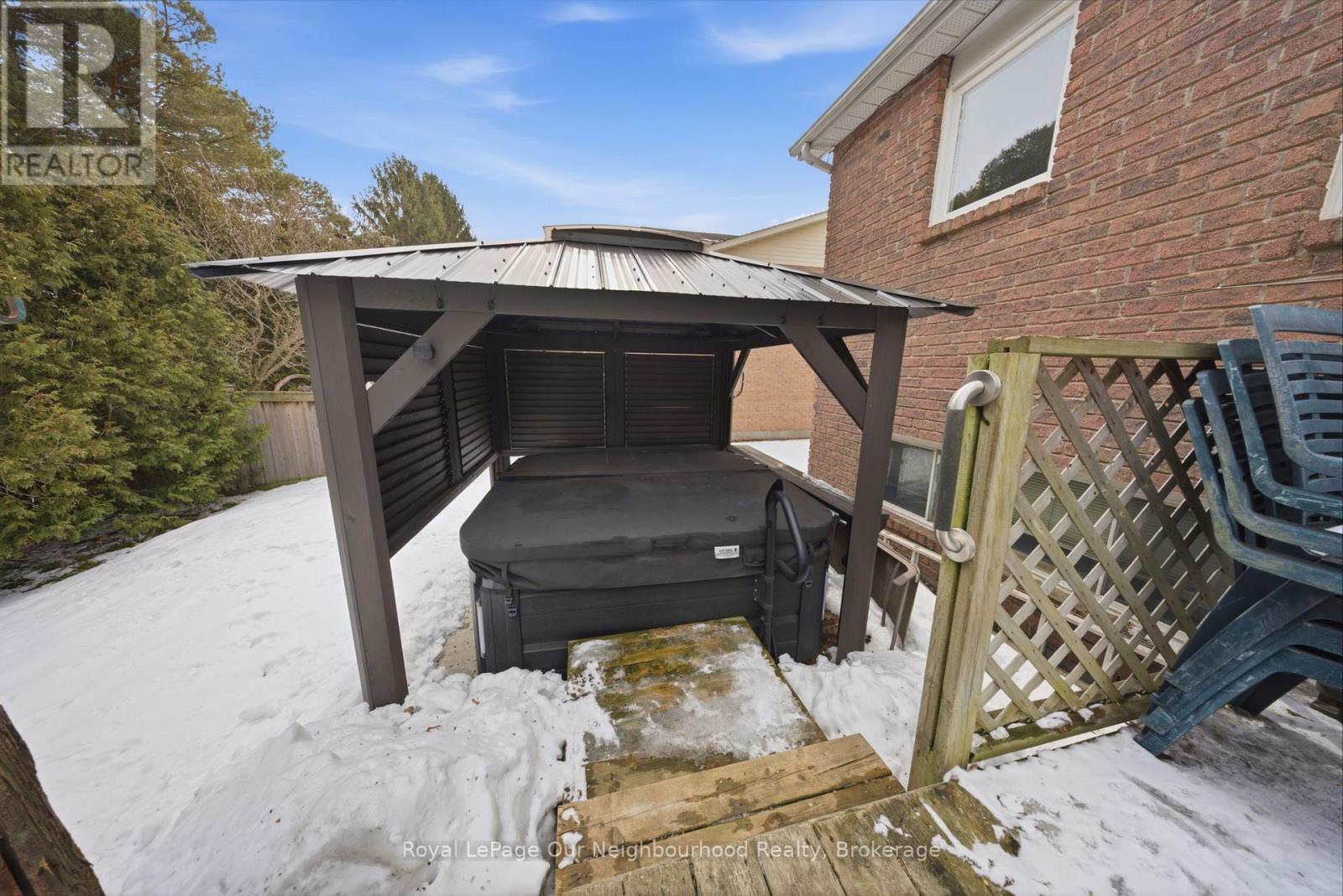 109 Ardwick Street, Whitby (Blue Grass Meadows), Ontario  L1N 8A1 - Photo 40 - E12848250