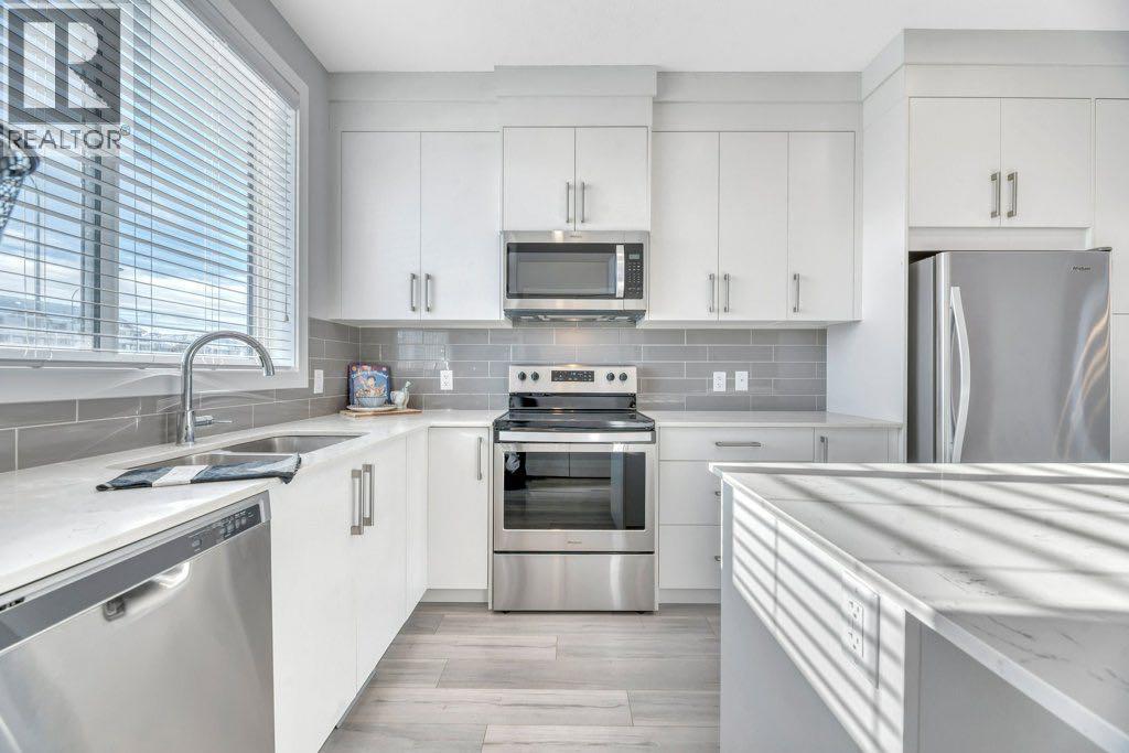 514 Redstone Crescent Ne, Calgary, Alberta  T3N 1M3 - Photo 8 - A2271969