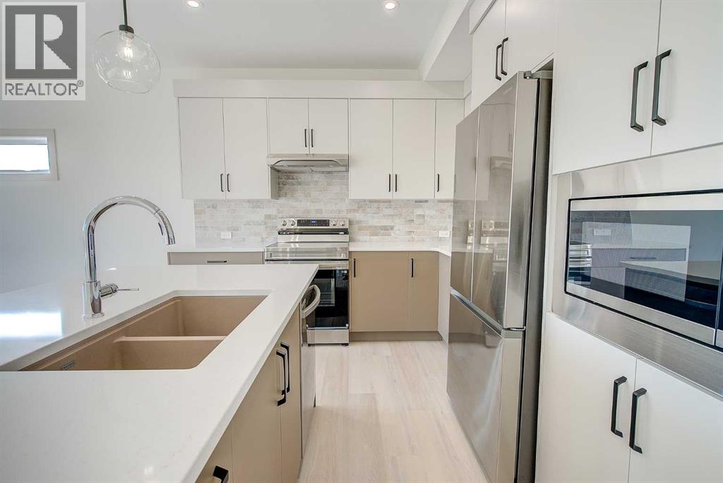 6 Ian Way, Sylvan Lake, Alberta  T4S 0W5 - Photo 4 - A2278863