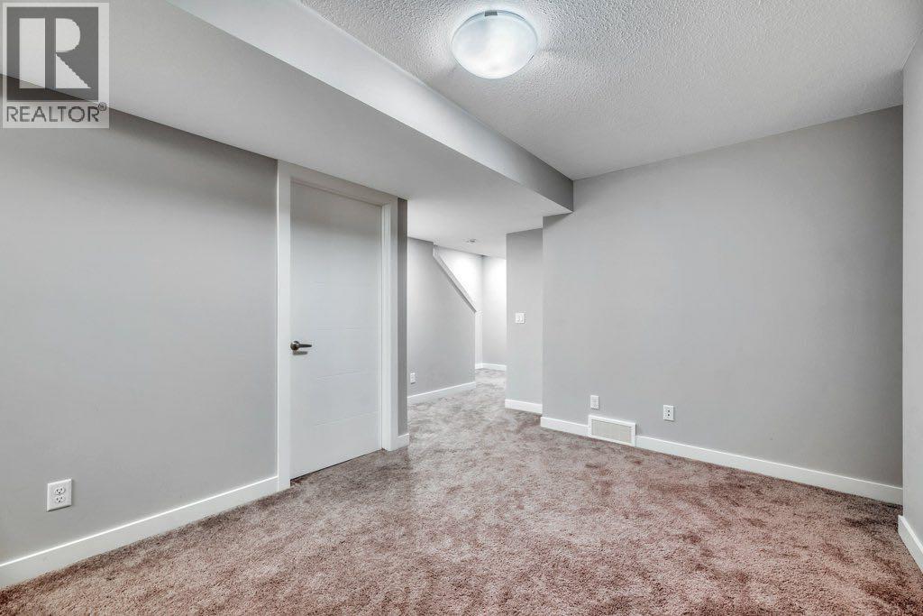 514 Redstone Crescent Ne, Calgary, Alberta  T3N 1M3 - Photo 27 - A2271969