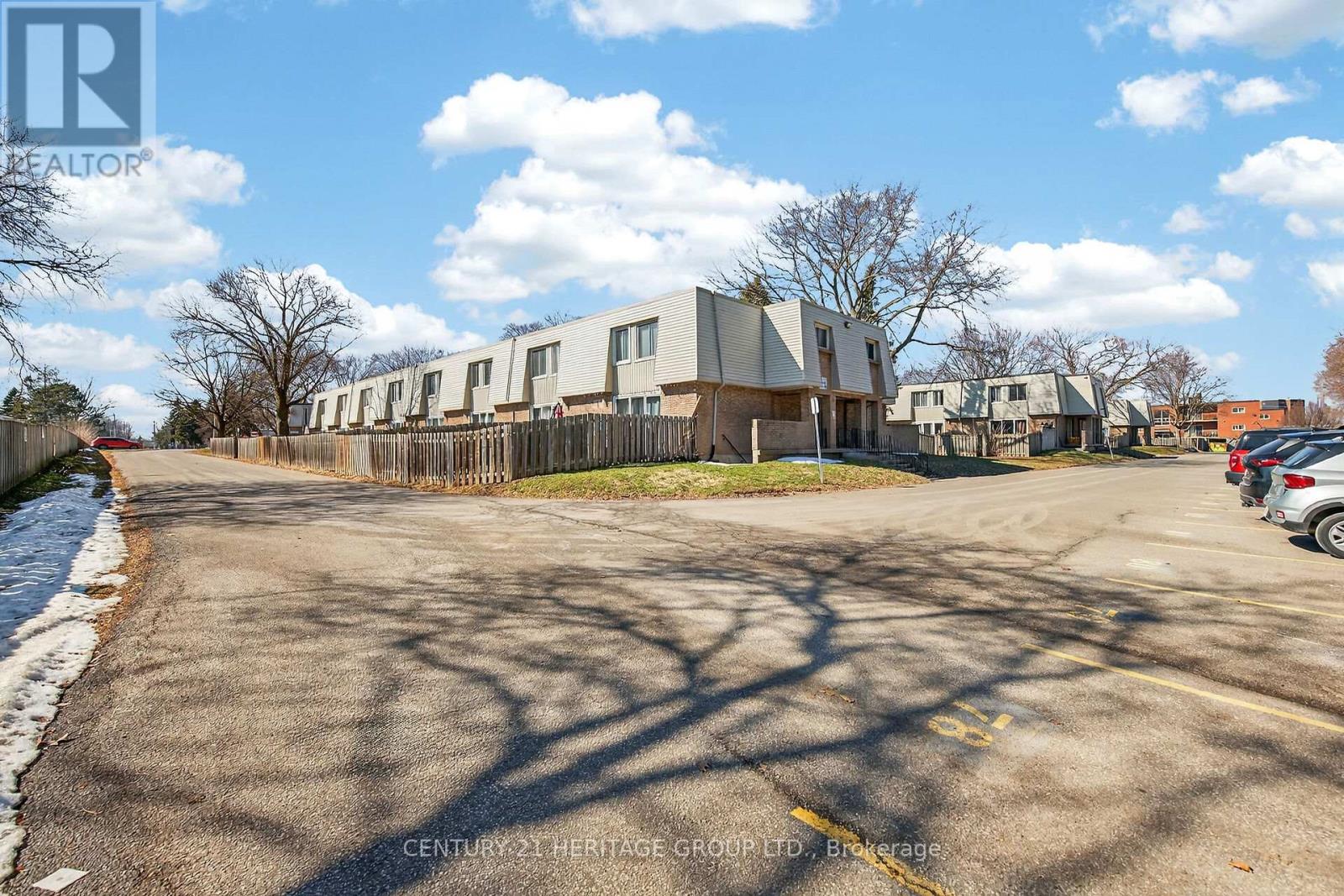 182 - 17 Old Pine Trail, St. Catharines, Ontario  L2M 6P9 - Photo 35 - X12643142