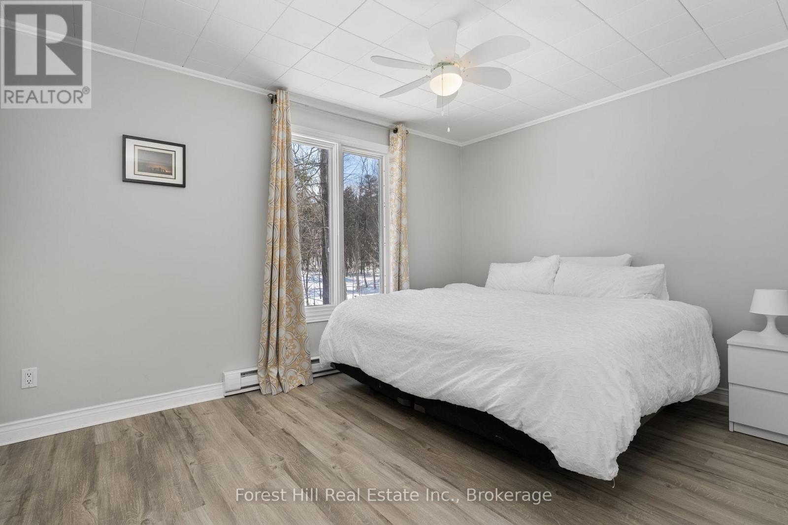 1012 North Burgess Avenue, Muskoka Lakes, Ontario  P0C 1A0 - Photo 19 - X12848052