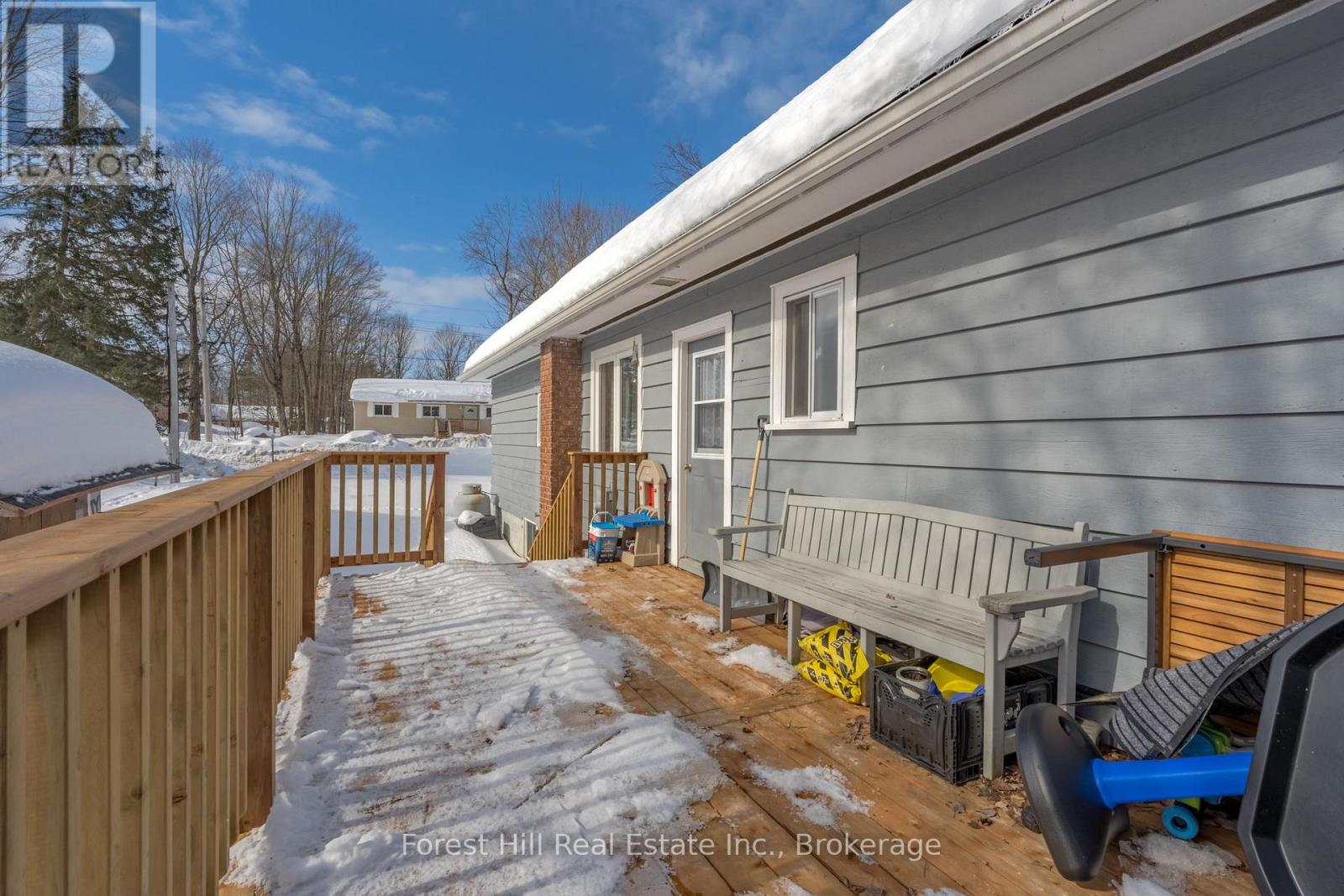 1012 North Burgess Avenue, Muskoka Lakes, Ontario  P0C 1A0 - Photo 28 - X12848052