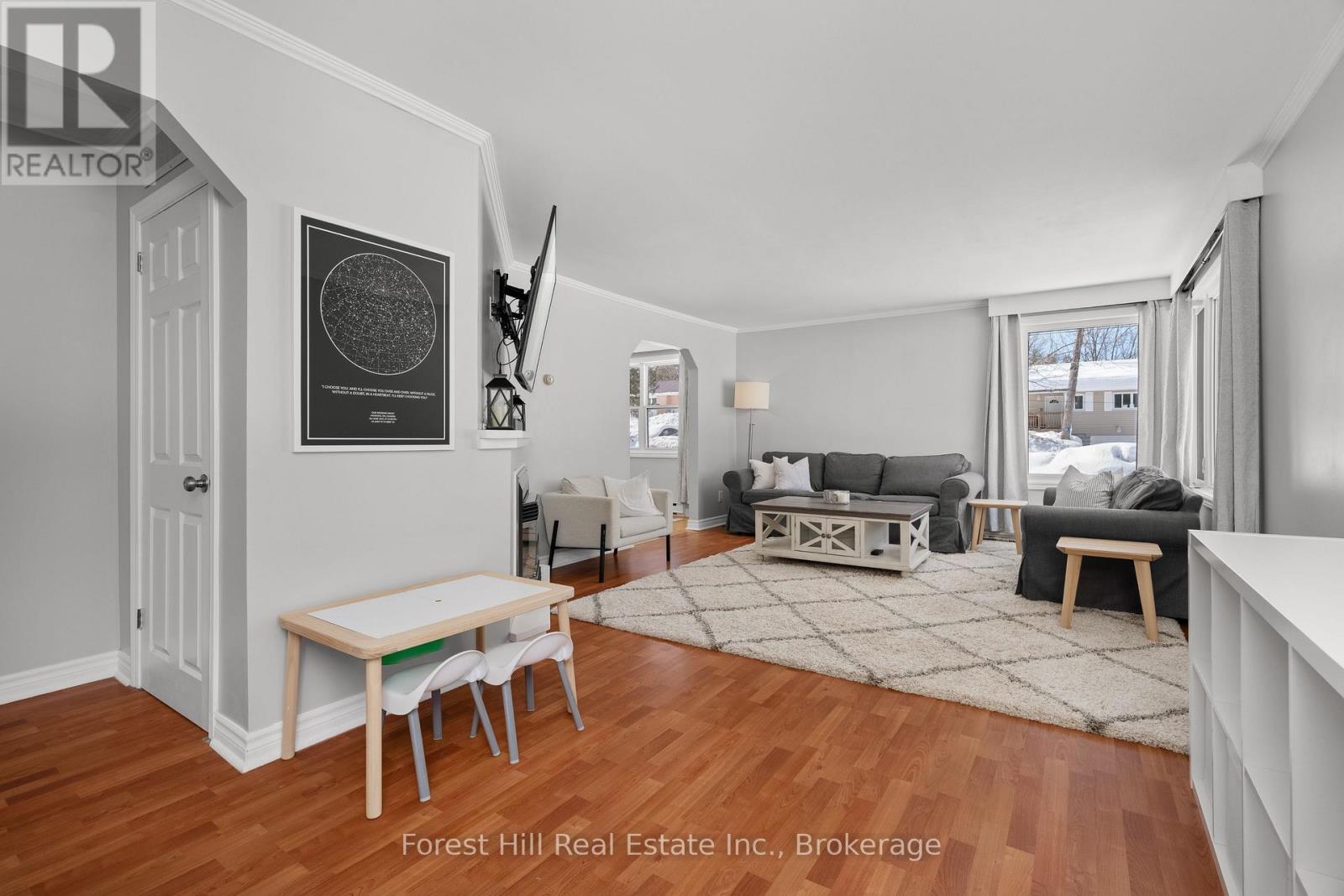 1012 North Burgess Avenue, Muskoka Lakes, Ontario  P0C 1A0 - Photo 8 - X12848052