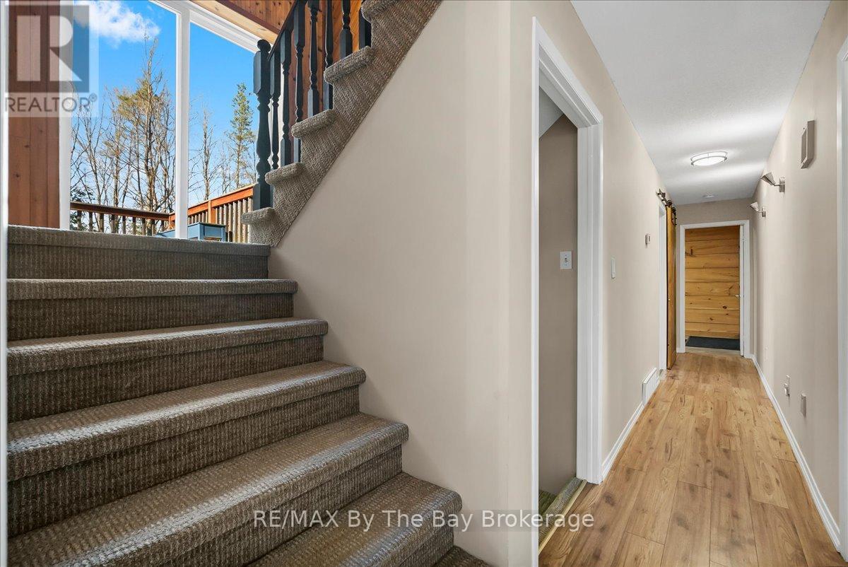 177 Talisman Mountain Drive, Grey Highlands, Ontario  N0C 1G0 - Photo 24 - X12848062