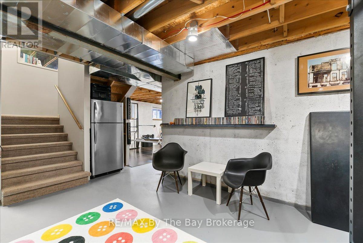 177 Talisman Mountain Drive, Grey Highlands, Ontario  N0C 1G0 - Photo 25 - X12848062