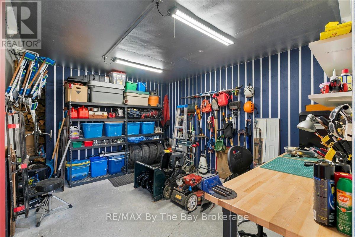 177 Talisman Mountain Drive, Grey Highlands, Ontario  N0C 1G0 - Photo 32 - X12848062