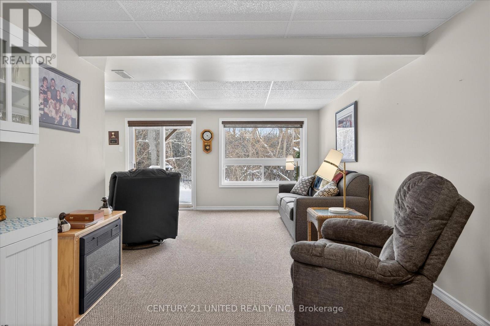 27 - 909 Wentworth Street, Peterborough (Otonabee Ward 1), Ontario  K9J 8R7 - Photo 36 - X12848044