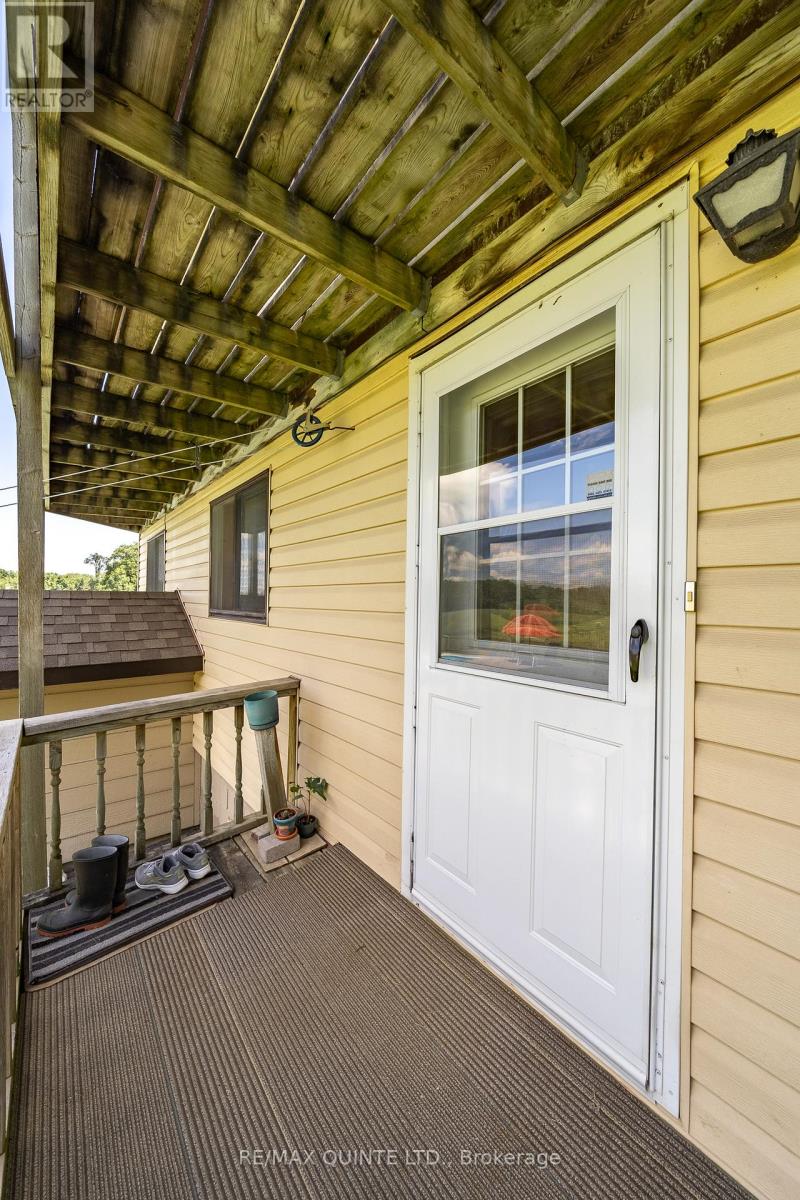 257 Elmbrook Road, Prince Edward County, Ontario  K0K 2T0 - Photo 5 - X12848320