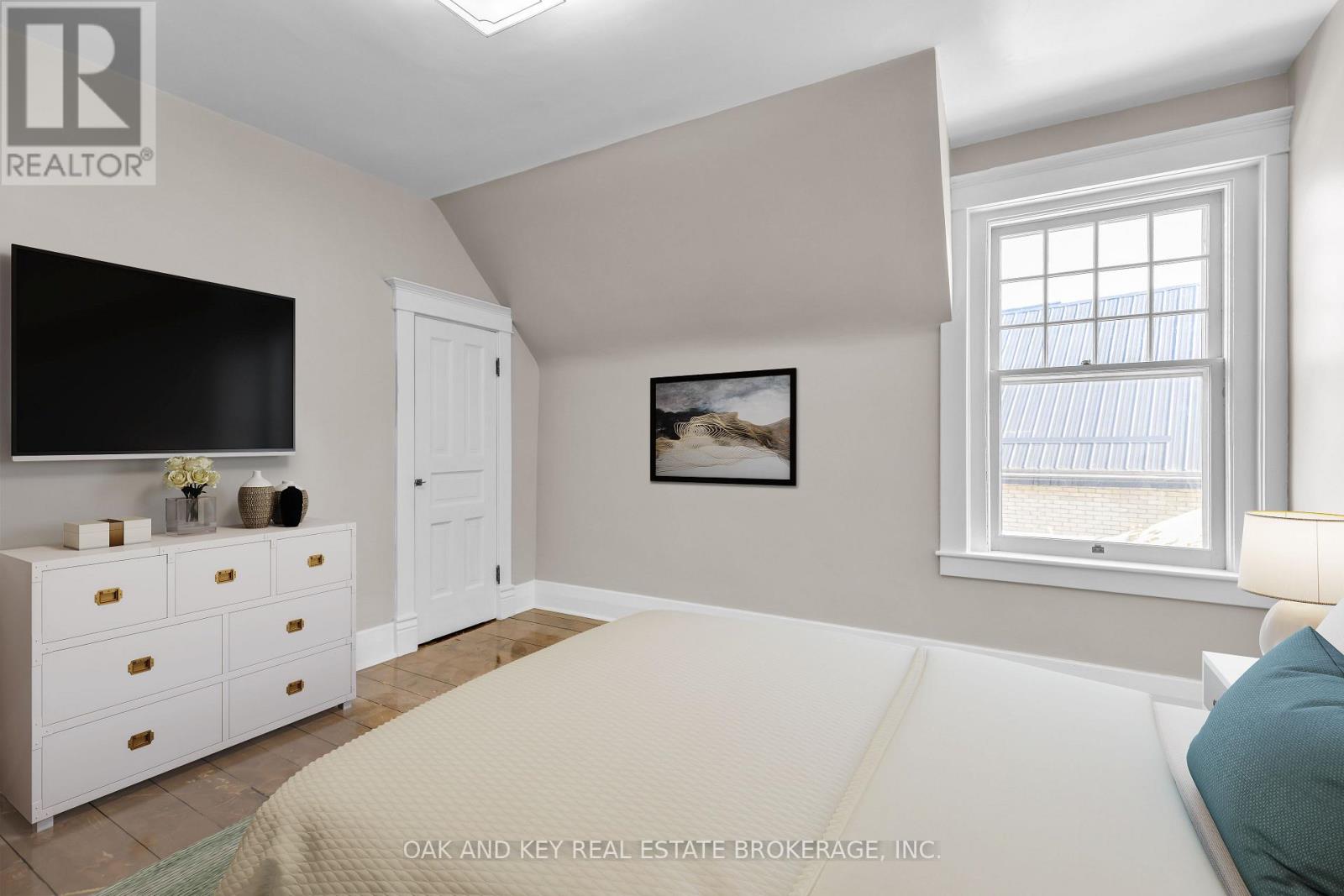 Upper - 23 Carfrae Street, London South, Ontario  N6C 1G1 - Photo 9 - X12848008