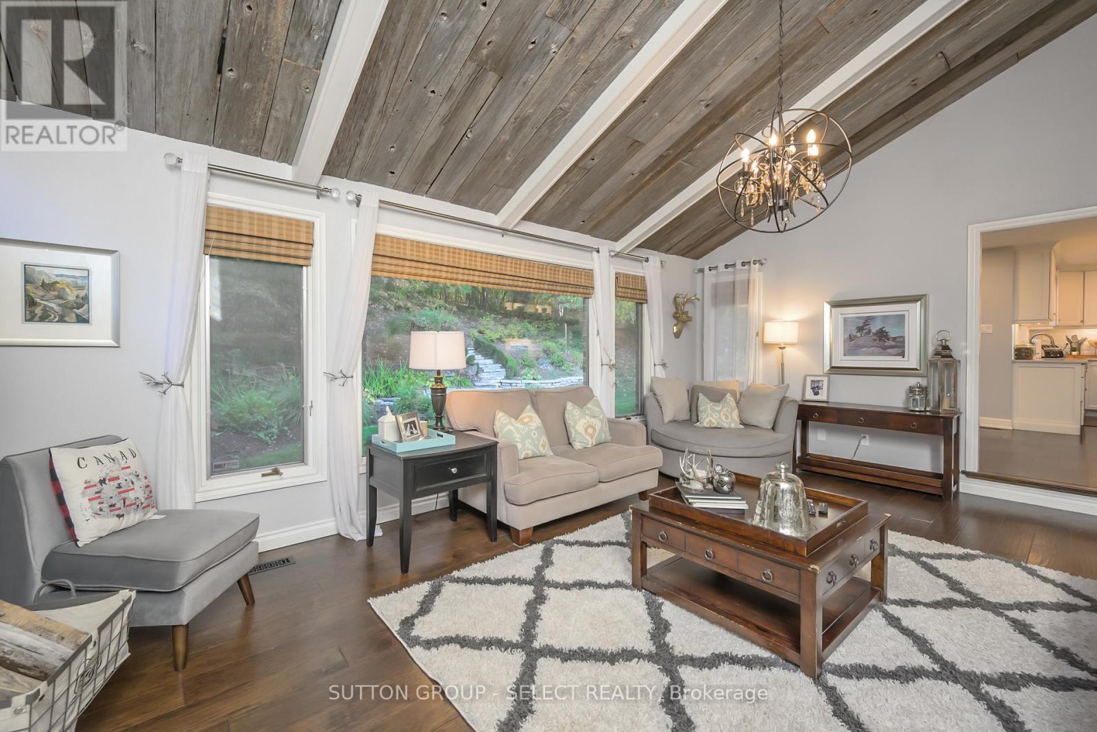 22 Mapleton Place, London South, Ontario  N6K 4A5 - Photo 21 - X12848108