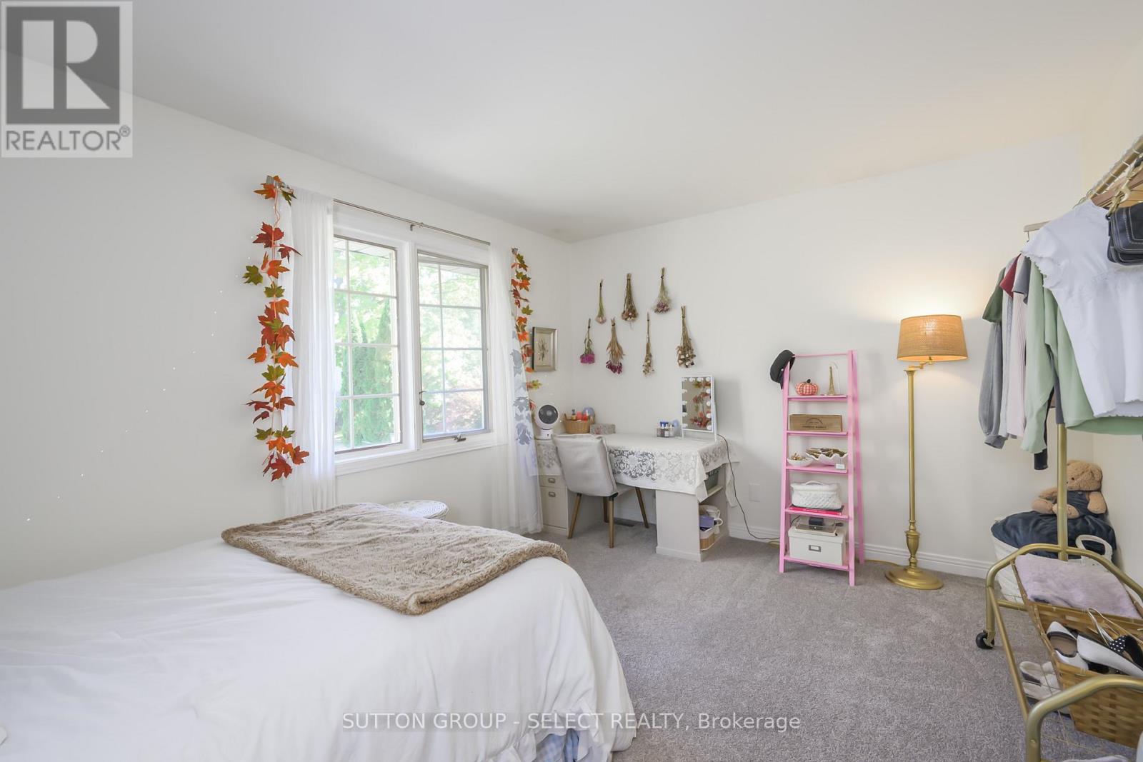 22 Mapleton Place, London South, Ontario  N6K 4A5 - Photo 27 - X12848108