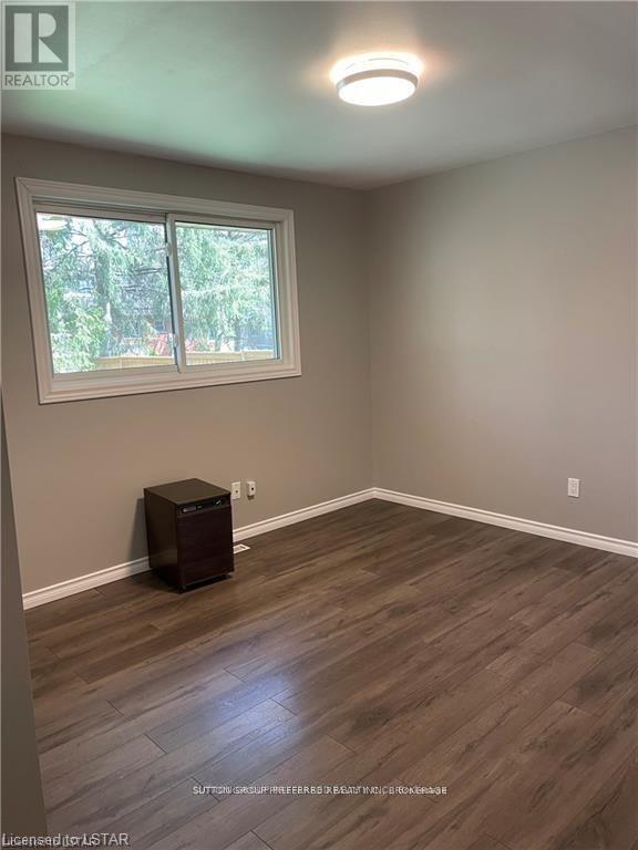 87 Monmore Road, London North, Ontario  N6G 2W7 - Photo 12 - X12848136