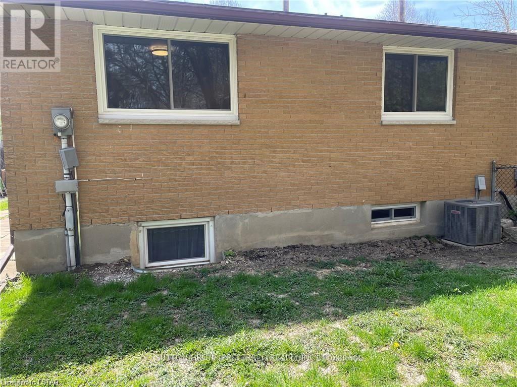 87 Monmore Road, London North, Ontario  N6G 2W7 - Photo 21 - X12848136