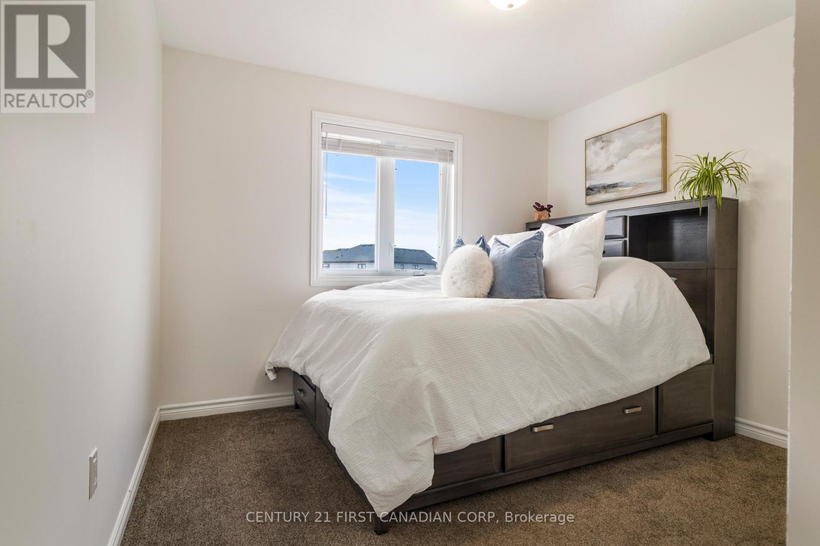 361 Beech Street, Lucan Biddulph, Ontario  N0M 2J0 - Photo 18 - X12848242